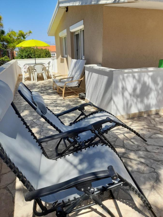 Familien Ferienhaus Vir Croatia 150M Strand Restaurant Einkaufen מראה חיצוני תמונה