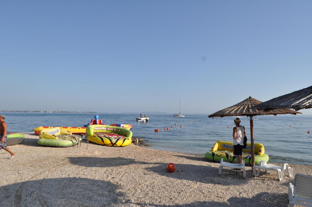 Familien Ferienhaus Vir Croatia 150M Strand Restaurant Einkaufen מראה חיצוני תמונה